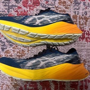 ASICS Novablast 3 Trail. 'Nature Bathing - Golden Yellow'